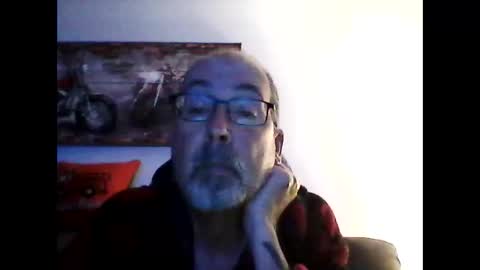 me at home online show from May 24, 10:20 am