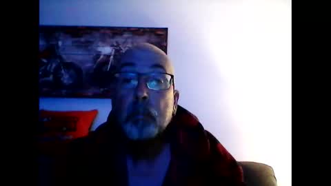 me at home online show from May 29, 9:40 am
