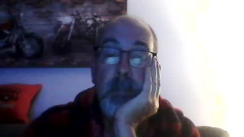 me at home online show from July 18, 9:46 am