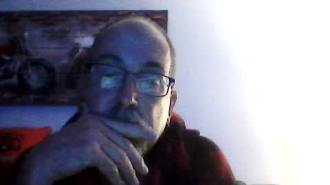 me at home online show from July 19, 9:46 am