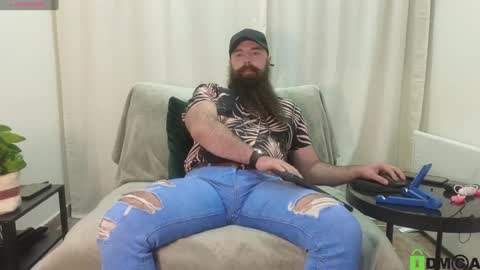 Meaty Roll online show from December 14, 6:35 am