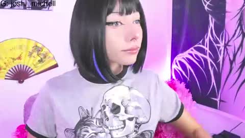 Snapshot of mec_sayuri chatting on June 22, 10:12 am mec_sayuri online show from June 22, 10:12 am