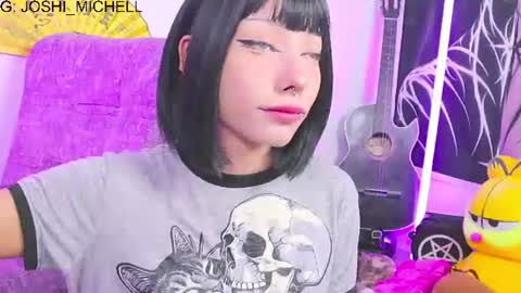 Snapshot of mec_sayuri chatting on July 5, 12:45 pm mec_sayuri online show from July 5, 12:45 pm