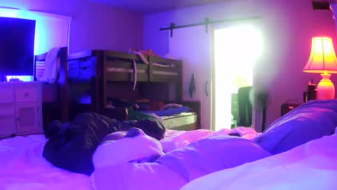 Snapshot of mecrago chatting on December 18, 10:10 am mecrago online show from December 18, 10:10 am