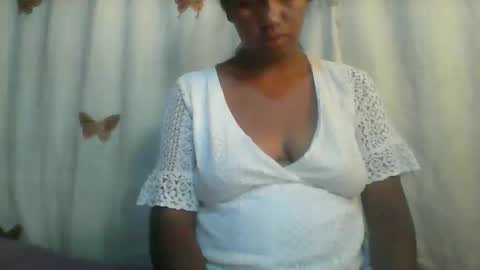 Snapshot of medinah3867130 chatting on November 3, 7:09 am medinah3867130 online show from November 3, 7:09 am