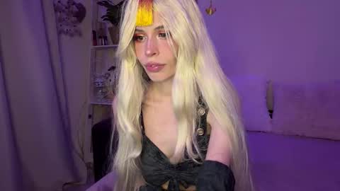 Snapshot of medisphore chatting on March 4, 4:02 pm Nicole online show from March 4, 4:02 pm