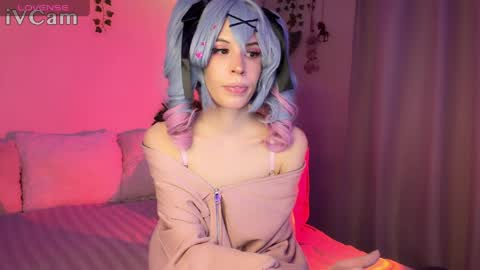 Snapshot of medisphore chatting on April 2, 5:54 pm Nicole online show from April 2, 5:54 pm