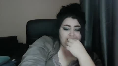 Snapshot of medjik_lool chatting on December 5, 12:00 pm Oltereodora-lima online show from December 5, 12:00 pm