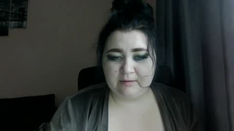 Snapshot of medjik_lool chatting on December 10, 8:19 am Oltereodora-lima online show from December 10, 8:19 am