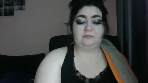 Snapshot of medjik_lool chatting on December 12, 6:47 am Oltereodora-lima online show from December 12, 6:47 am