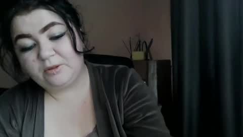 Snapshot of medjik_lool chatting on December 17, 6:45 am Oltereodora-lima online show from December 17, 6:45 am