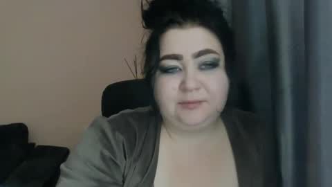Snapshot of medjik_lool chatting on December 19, 8:13 am Oltereodora-lima online show from December 19, 8:13 am