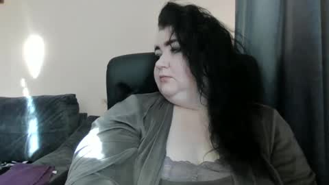 Snapshot of medjik_lool chatting on December 24, 7:49 am Oltereodora-lima online show from December 24, 7:49 am