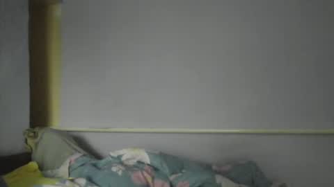 Snapshot of medjik_lool chatting on December 27, 7:51 am Oltereodora-lima online show from December 27, 7:51 am