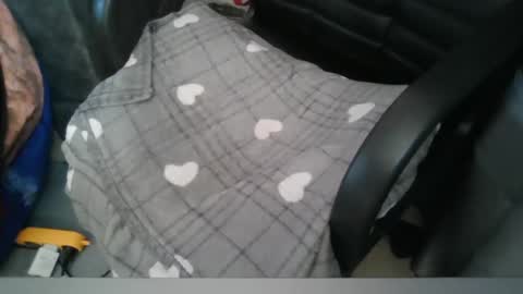 Snapshot of medjik_lool chatting on January 4, 10:38 am Oltereodora-lima online show from January 4, 10:38 am