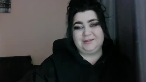Snapshot of medjik_lool chatting on January 6, 7:31 am Oltereodora-lima online show from January 6, 7:31 am
