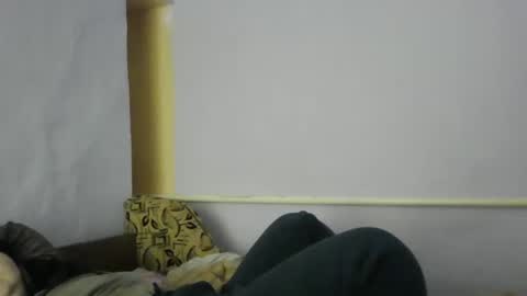 Snapshot of medjik_lool chatting on January 14, 7:48 am Oltereodora-lima online show from January 14, 7:48 am