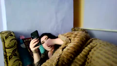 Snapshot of medjik_lool chatting on January 17, 8:02 am Oltereodora-lima online show from January 17, 8:02 am