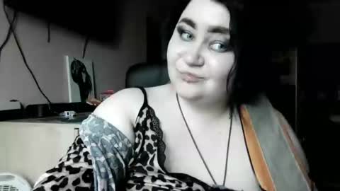 Snapshot of medjik_lool chatting on January 18, 11:32 am Oltereodora-lima online show from January 18, 11:32 am