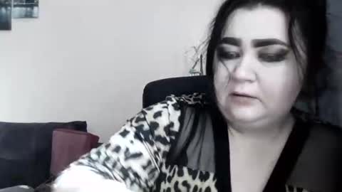 Snapshot of medjik_lool chatting on January 20, 7:25 am Oltereodora-lima online show from January 20, 7:25 am