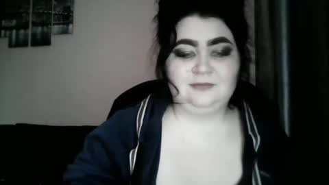 Snapshot of medjik_lool chatting on January 21, 7:58 am Oltereodora-lima online show from January 21, 7:58 am