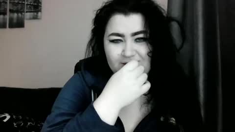 Snapshot of medjik_lool chatting on January 27, 6:52 am Oltereodora-lima online show from January 27, 6:52 am