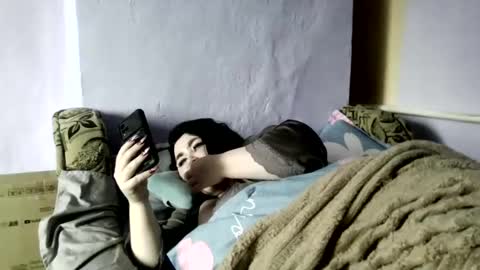 Snapshot of medjik_lool chatting on February 6, 12:05 pm Oltereodora-lima online show from February 6, 12:05 pm