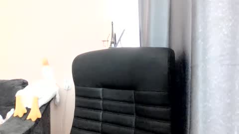 Snapshot of medjik_lool chatting on October 21, 6:14 am Oltereodora-lima online show from October 21, 6:14 am