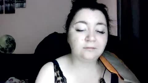 Snapshot of medjik_lool chatting on October 23, 6:34 am Oltereodora-lima online show from October 23, 6:34 am