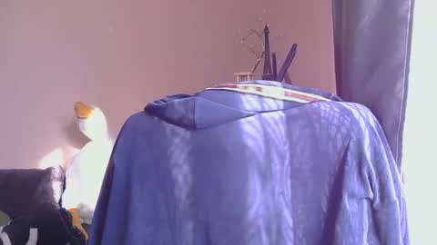 Snapshot of medjik_lool chatting on November 12, 8:04 am Oltereodora-lima online show from November 12, 8:04 am