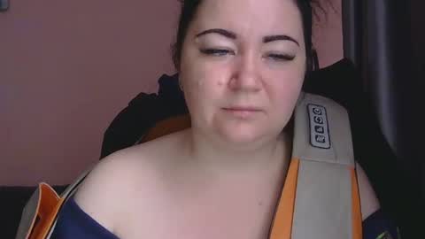 Snapshot of medjik_lool chatting on December 2, 7:25 am Oltereodora-lima online show from December 2, 7:25 am