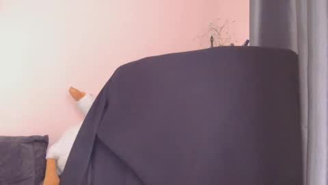 Snapshot of medjik_lool chatting on December 18, 7:25 am Oltereodora-lima online show from December 18, 7:25 am