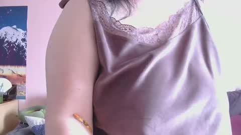 Snapshot of medjik_lool chatting on February 11, 8:52 am Oltereodora-lima online show from February 11, 8:52 am