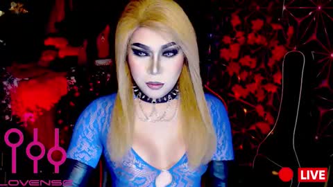 Snapshot of medusaprey chatting on November 26, 8:43 pm THE QUEEN ALPHA Queen Medusa Prey online show from November 26, 8:43 pm