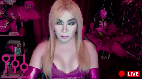 Snapshot of medusaprey chatting on January 10, 6:31 pm THE QUEEN ALPHA Queen Medusa Prey online show from January 10, 6:31 pm