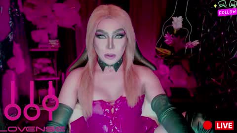 Snapshot of medusaprey chatting on March 10, 5:34 am THE QUEEN ALPHA Queen Medusa Prey online show from March 10, 5:34 am