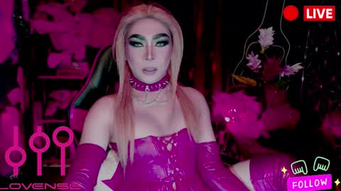 Snapshot of medusaprey chatting on March 12, 12:06 am THE QUEEN ALPHA Queen Medusa Prey online show from March 12, 12:06 am