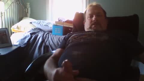 Snapshot of meech1970 chatting on February 23, 12:48 pm meech1970 online show from February 23, 12:48 pm