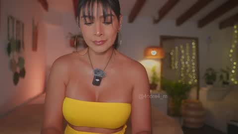 Snapshot of meegan1 chatting on October 8, 11:41 am Andrea online show from October 8, 11:41 am