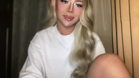 GODDESS OF ALL GODDESSES online show from January 7, 4:15 am