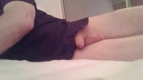 meforu21 online show from April 3, 6:50 pm