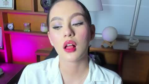 megaan_rouse online show from July 13, 1:58 pm