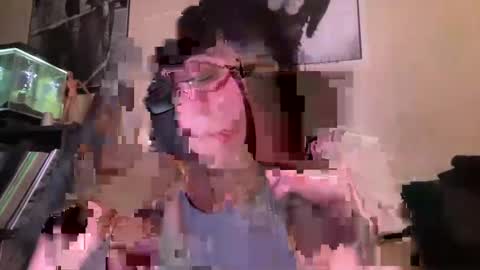 Snapshot of megan___white chatting on October 4, 10:41 pm megan white online show from October 4, 10:41 pm