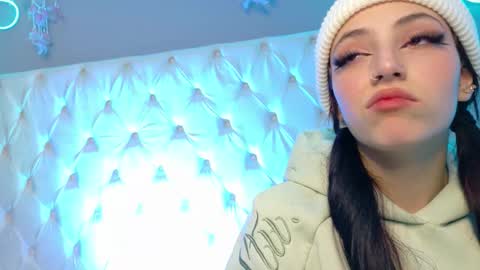 Megan  online show from November 7, 3:39 am