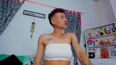 M E G A N online show from September 30, 7:19 pm