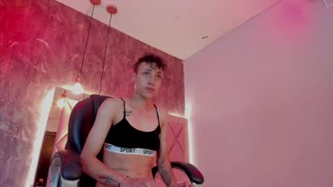 M E G A N online show from April 29, 6:14 pm