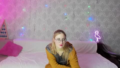 Snapshot of megan_blackmoon chatting on January 17, 6:47 am Helena Tuman online show from January 17, 6:47 am