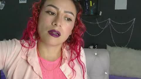 Megan online show from May 1, 9:08 pm