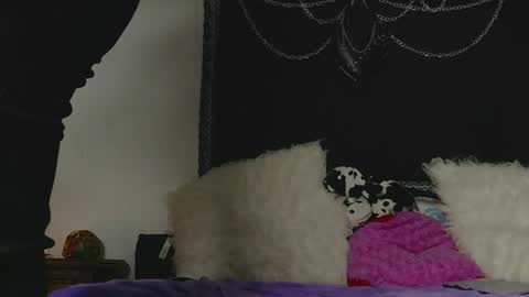 Snapshot of megan_brown4 chatting on June 21, 4:15 am Megan online show from June 21, 4:15 am