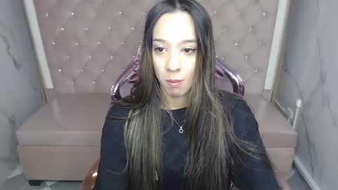 megan_collins_b online show from October 9, 12:47 pm